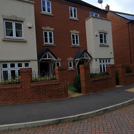 Pass The Keys Well Located Modern 5 Bedroom House Birmingham Exterior photo